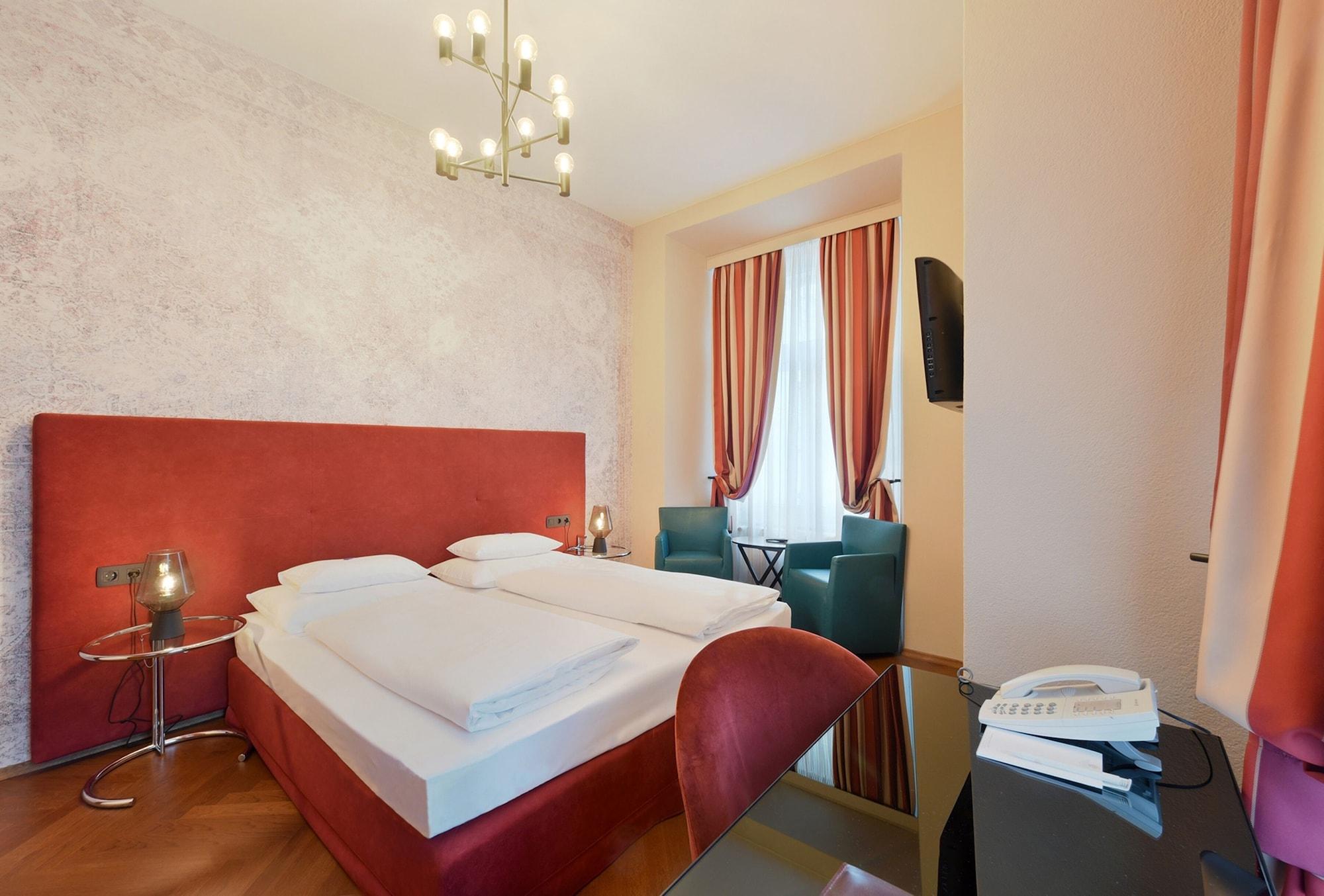 Boutique Hotel Dom - Rooms & Suites Γκρατς Εξωτερικό φωτογραφία