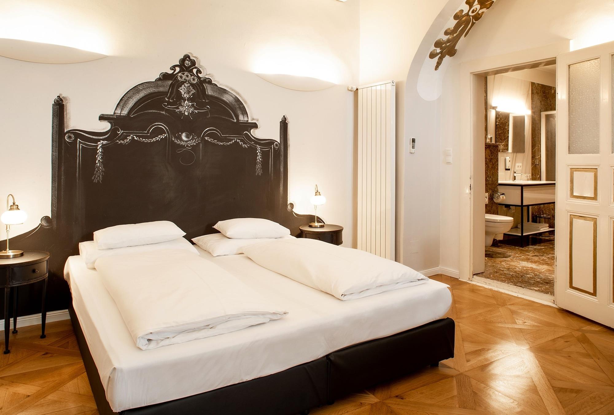 Boutique Hotel Dom - Rooms & Suites Γκρατς Εξωτερικό φωτογραφία